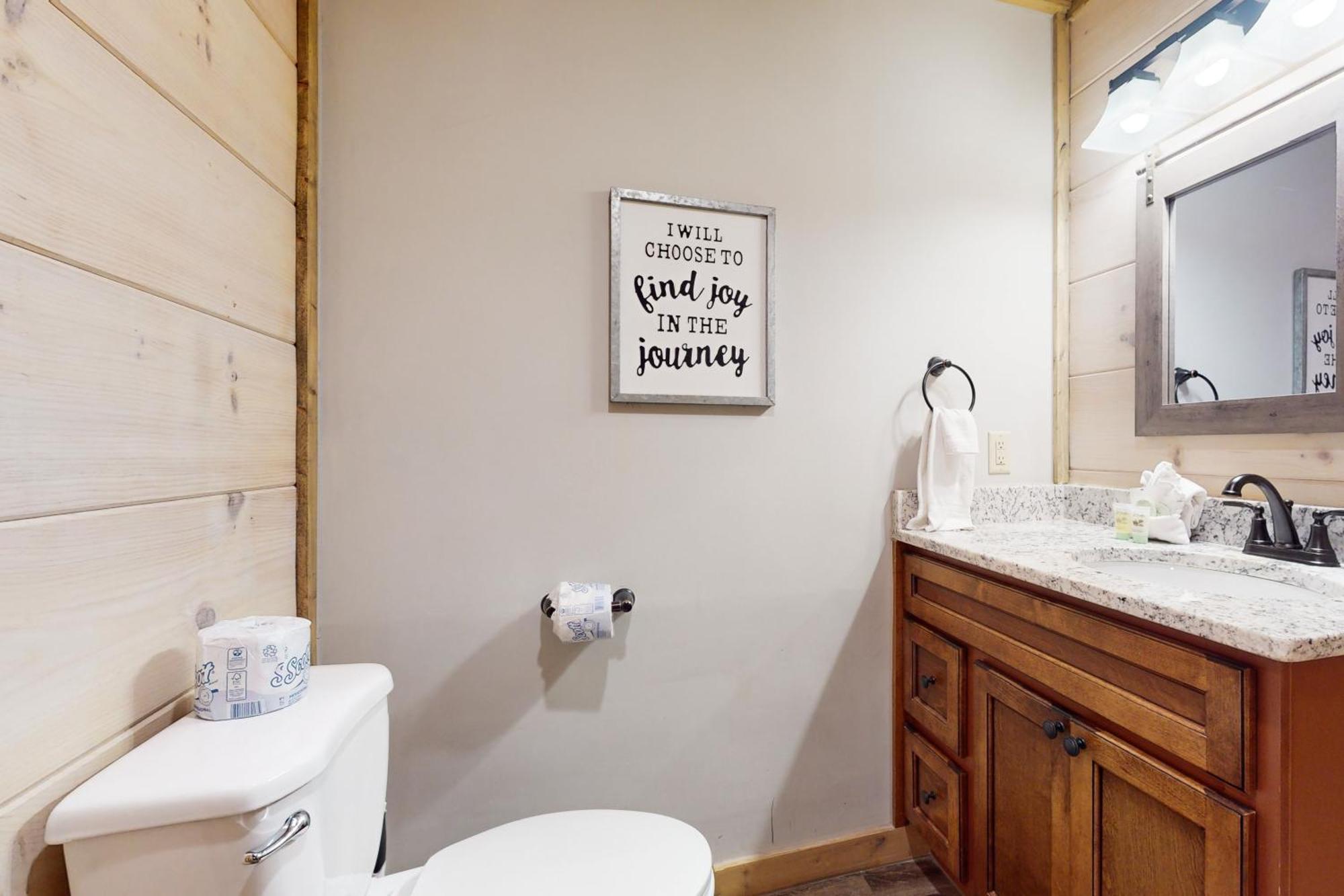Bear Cove Falls Pigeon Forge Room photo